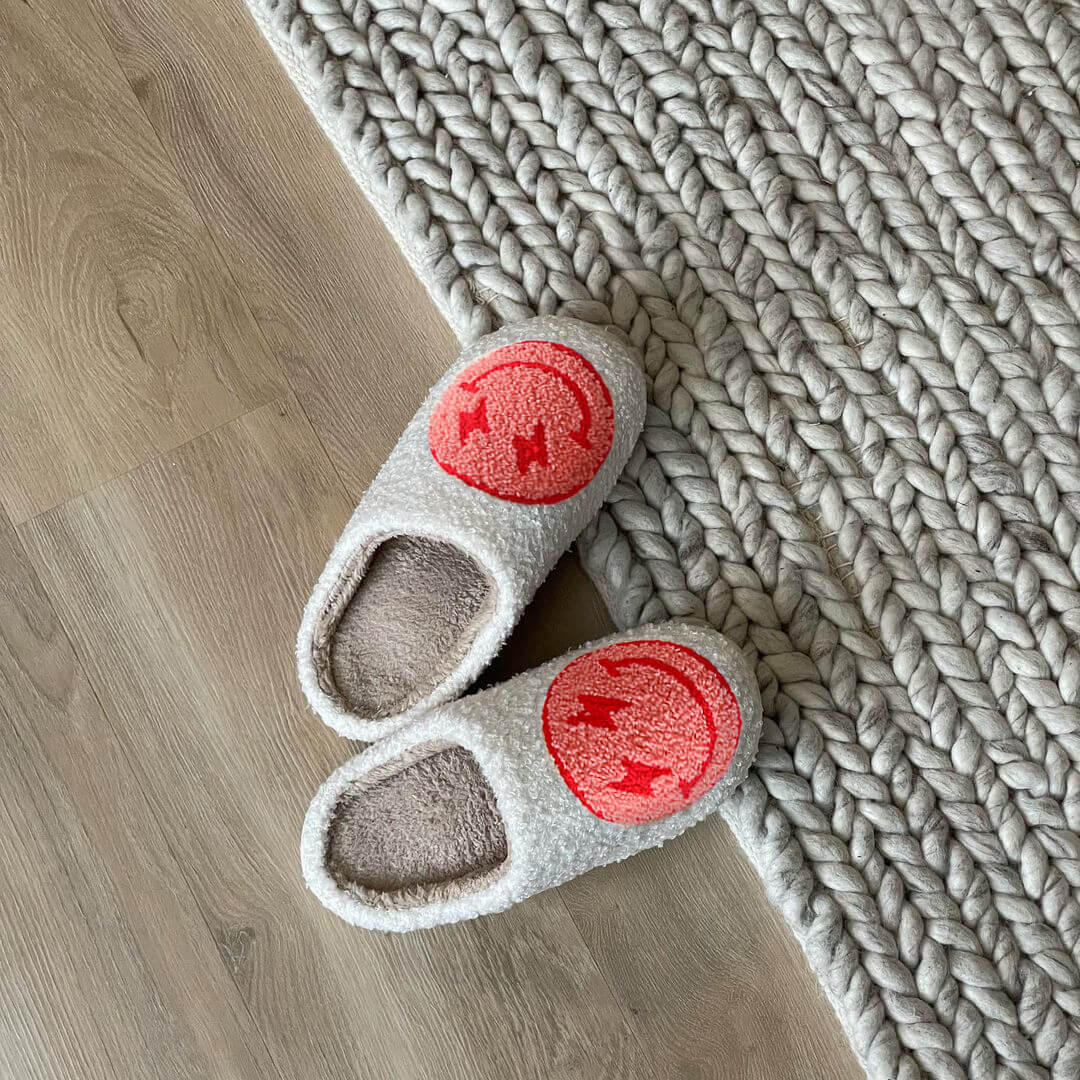 Jade Luxe Emoji Slippers - Comfortabele en Stijlvolle Loungewear voor Elke Dag