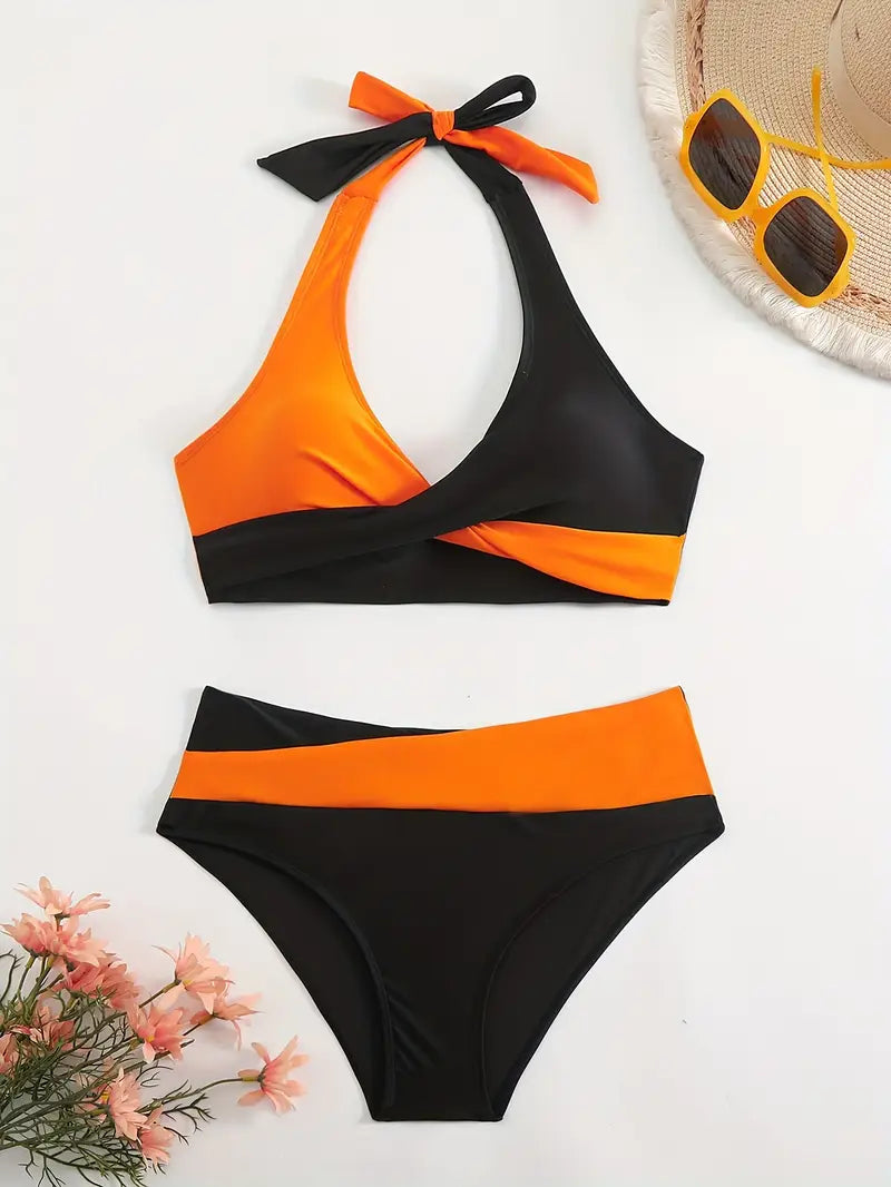 Kiara Luxe Color Block Bikini Set – Elegant & Verleidelijk met Cross Wrap Detail