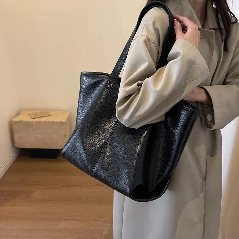 Zafira's Exquisite Vegan Leather Tote Bag for Every Day