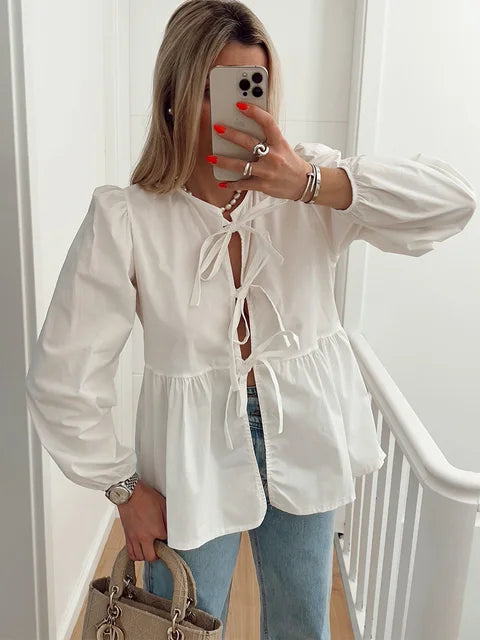 Lily Elegante Blouse met Pofmouwen en Strikdetail