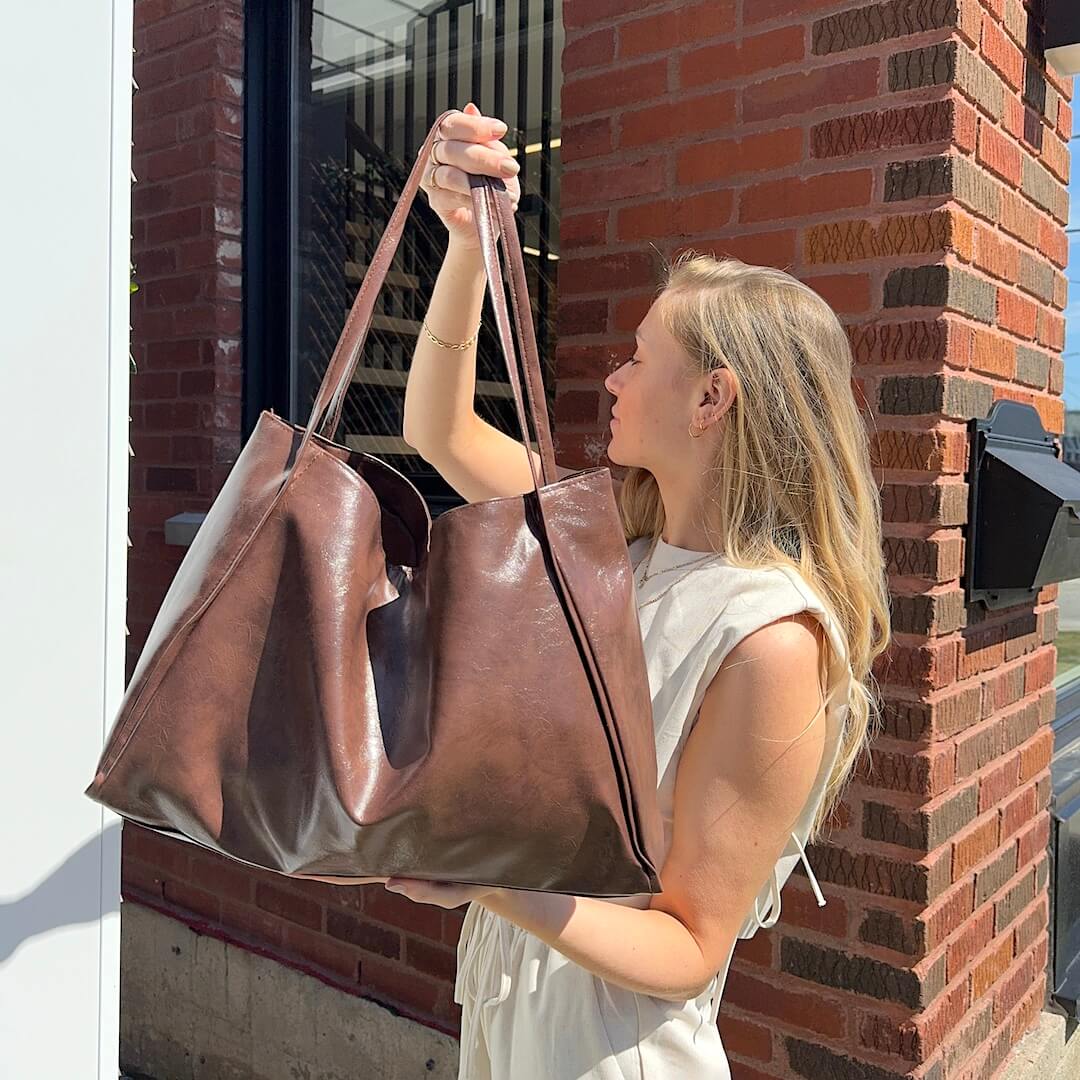 Emma Luxe Leather Tote Bag - Comfort and Style for the Modern Woman