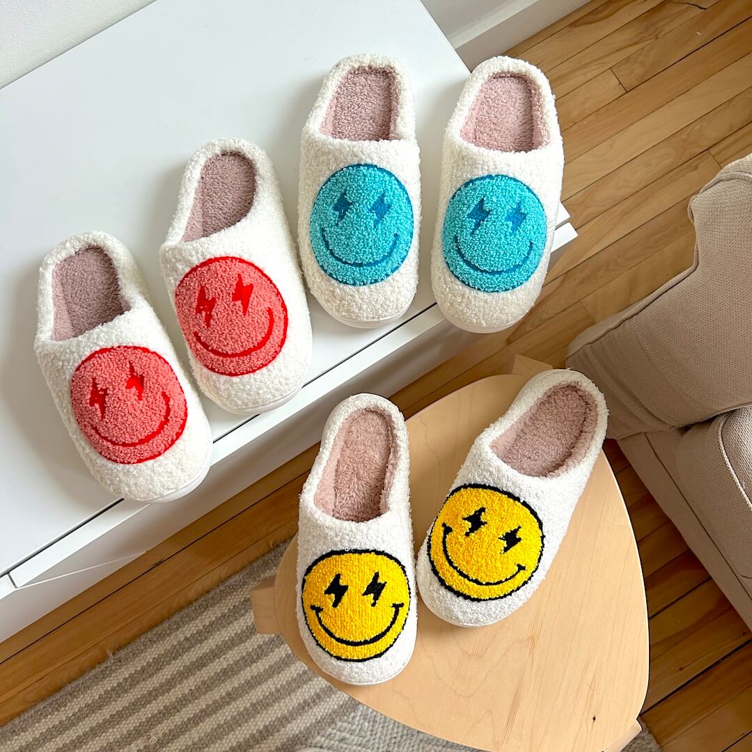 Jade Luxe Emoji Slippers - Comfortabele en Stijlvolle Loungewear voor Elke Dag