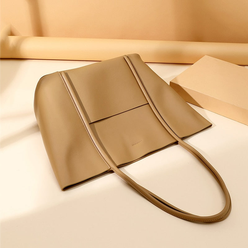 Amarins Luxe Tote Bag - Timeless Elegance in Premium Leather Design