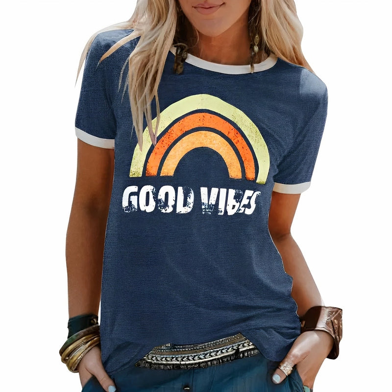 Maya Zachte Trendy Zomer T-shirt met Good Vibes Print