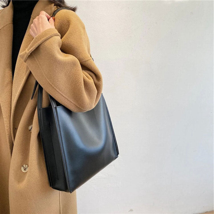 Yara's Luxe Minimalist Aesthetic Tote Bag - Comfortable and Spacious Vegan Leather Bag