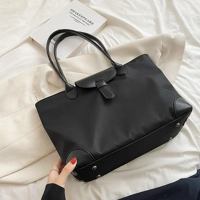 Juliette Luxe Handbag