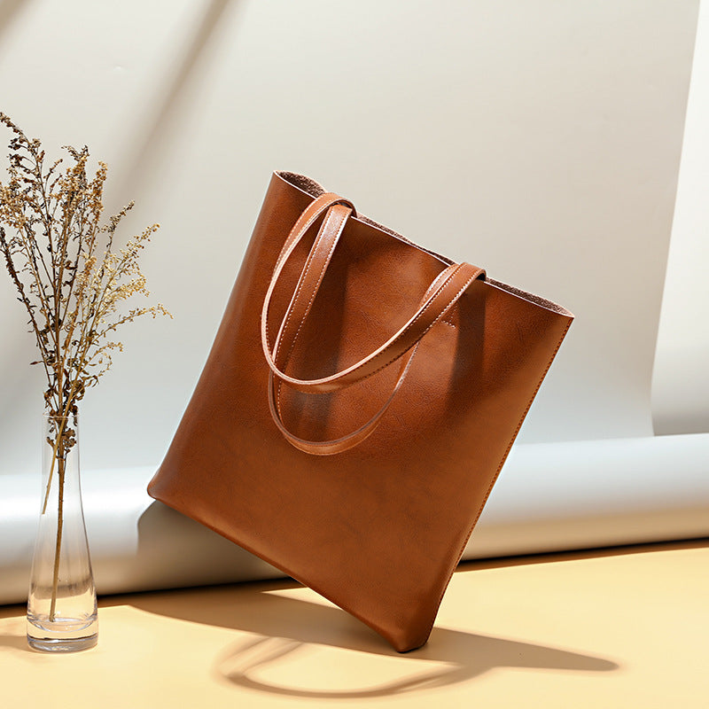 Livia - Luxe Minimalist Tote