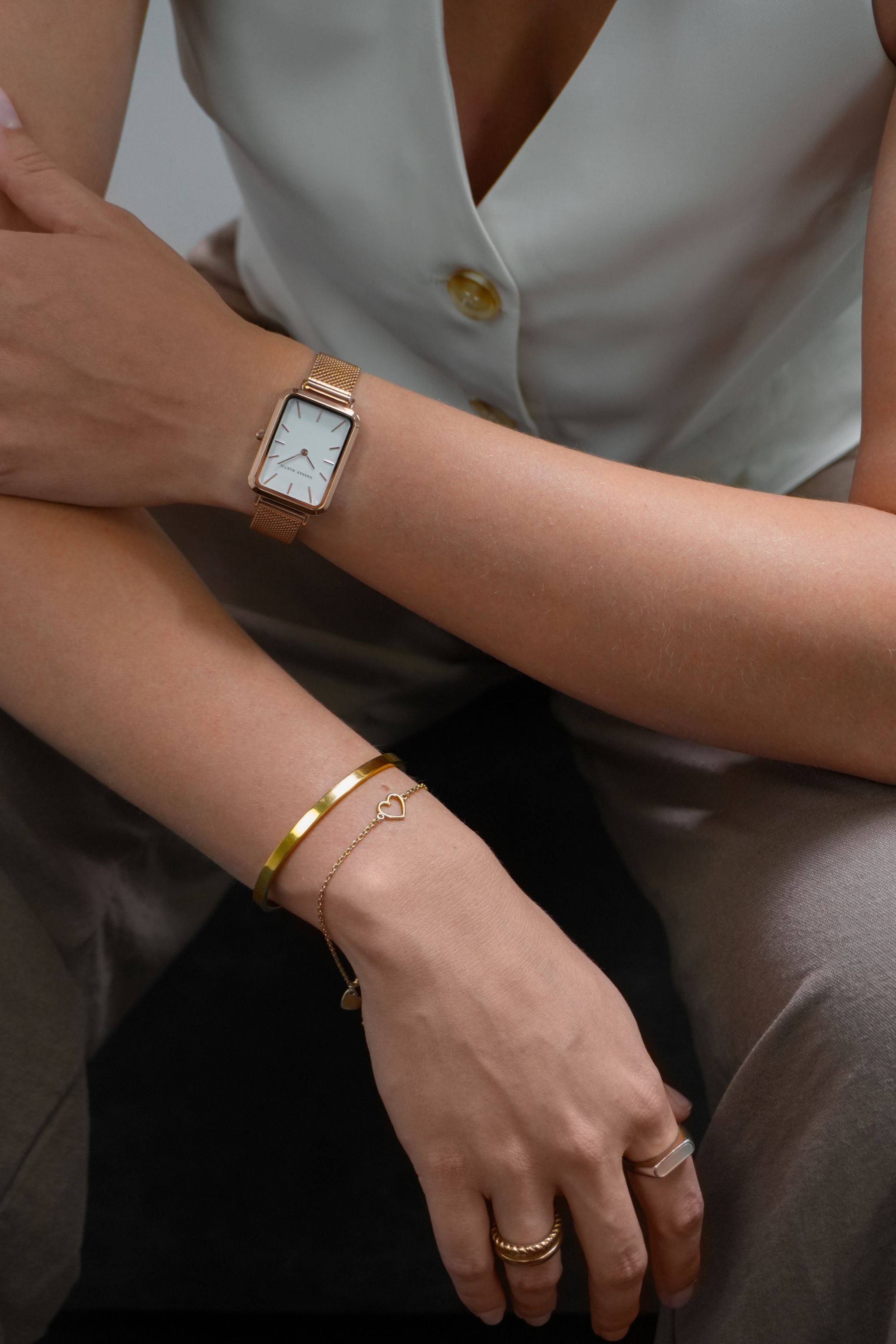 Luxe - Rectangular Watch Rose Gold with Mesh Band