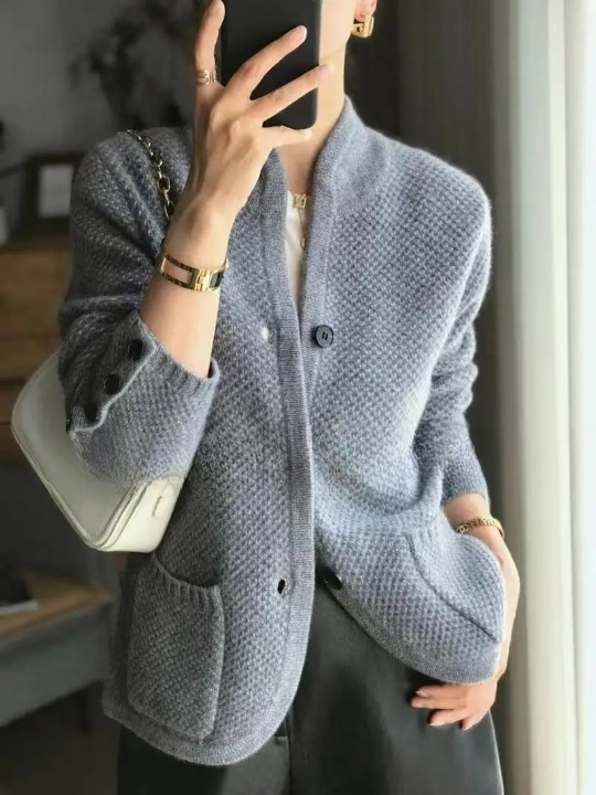 Sophie Luxe Knitted Cardigan with Comfortable Fit