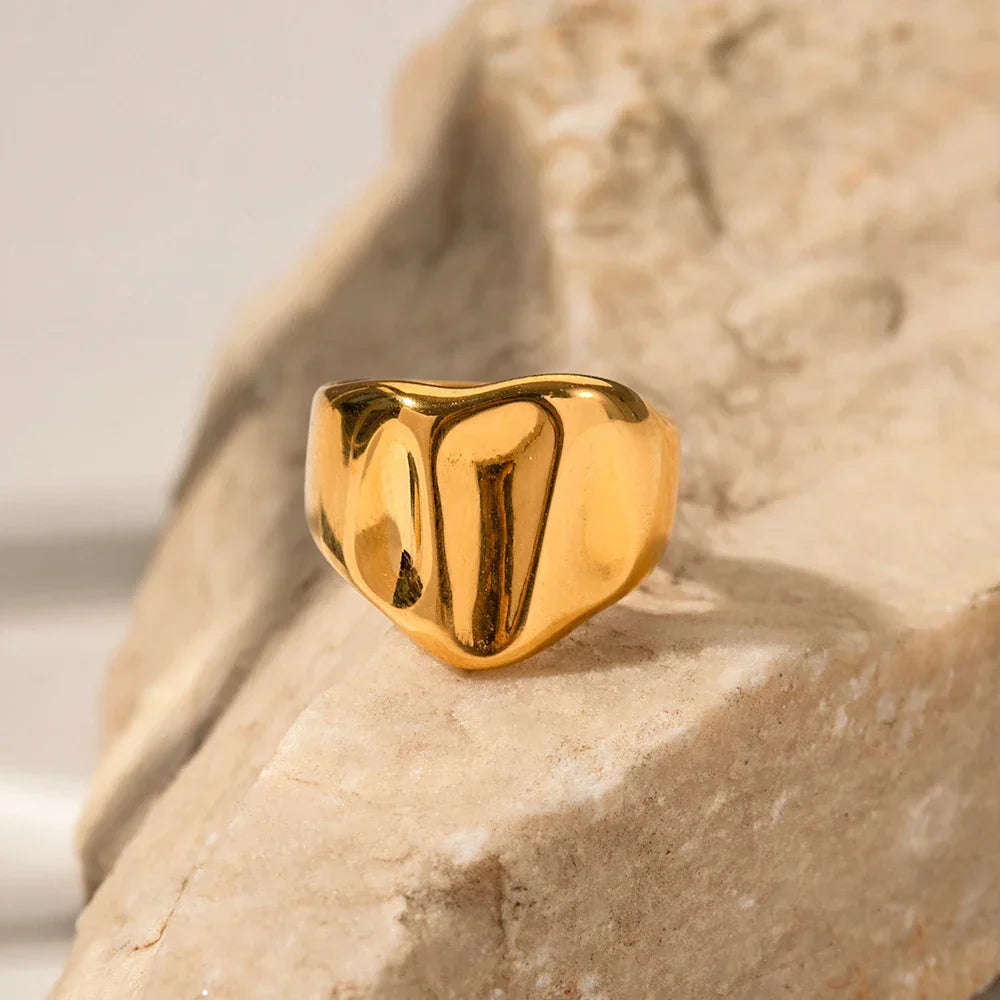 Classic Signet Ring - Gold