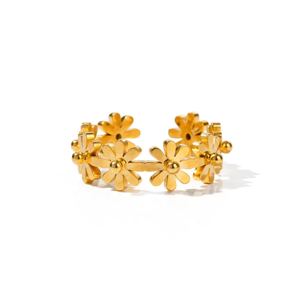 Magnolia Ring - Gold