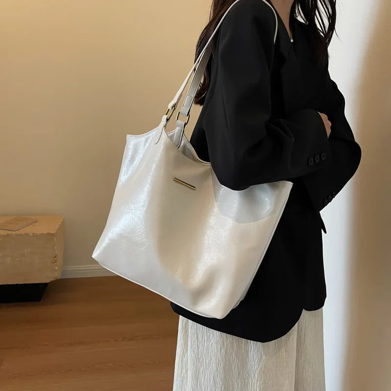 Elise Luxe Shopper - Elegant and Practical