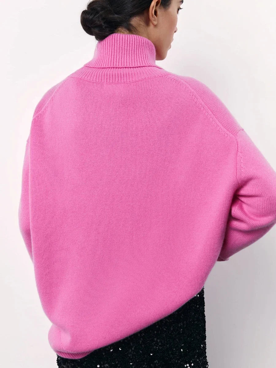 Amara Luxe Comfortable Turtleneck