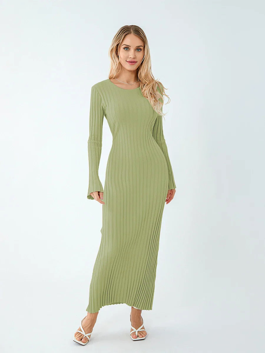 Elena Elegant Maxi Dress with Ribbed Fabric and Laces