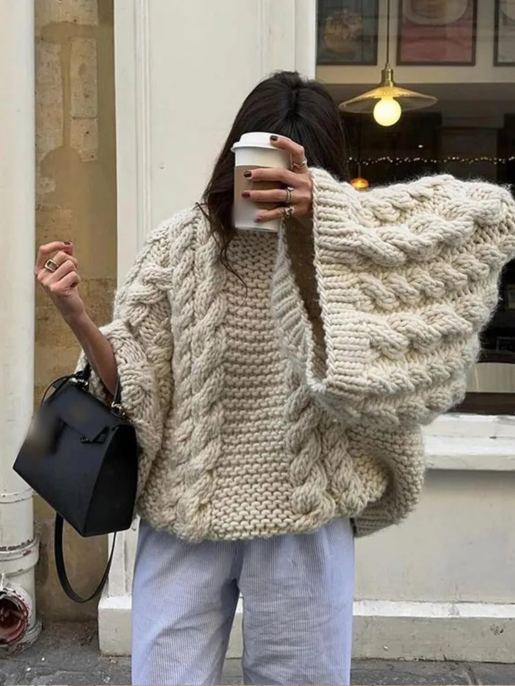 Elise – Cozy Knitted Sweater