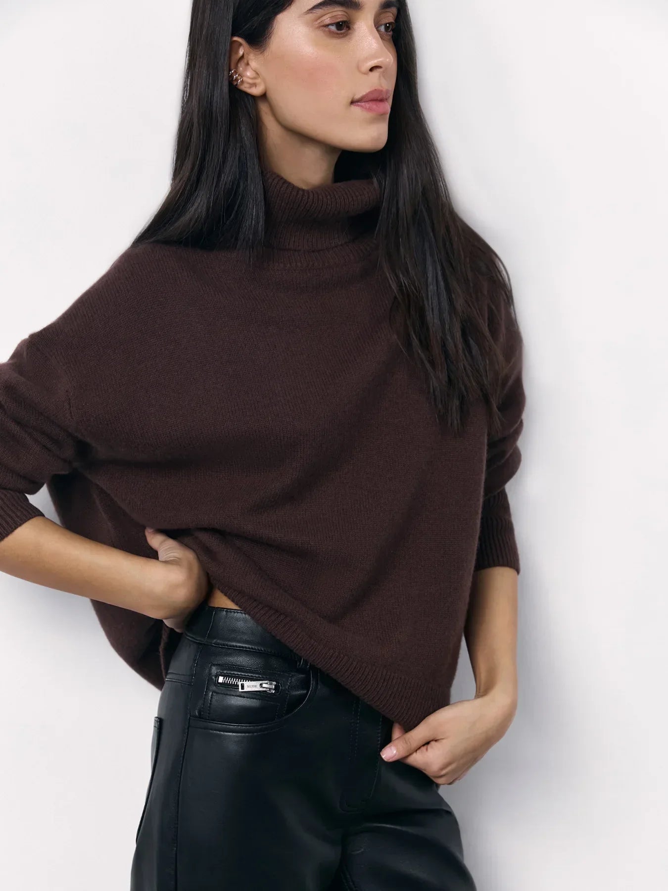 Amara Luxe Comfortable Turtleneck