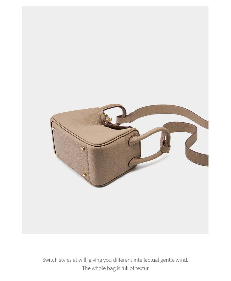 Amara Luxe Leather Shoulder Bag - Elegant Retro Style