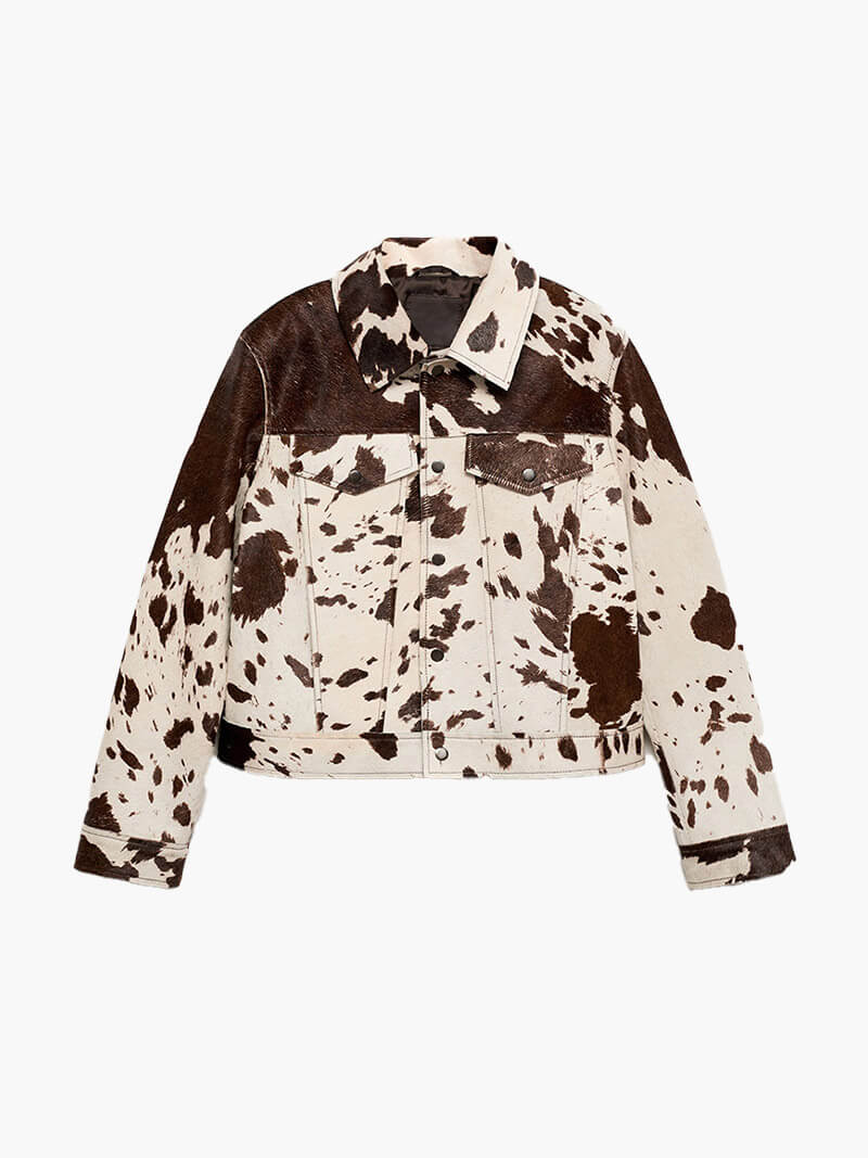 Yara Luxe Jacket - Stylish and Comfortable Women's Jacket with Cow Print and Button Closure for Daily Use