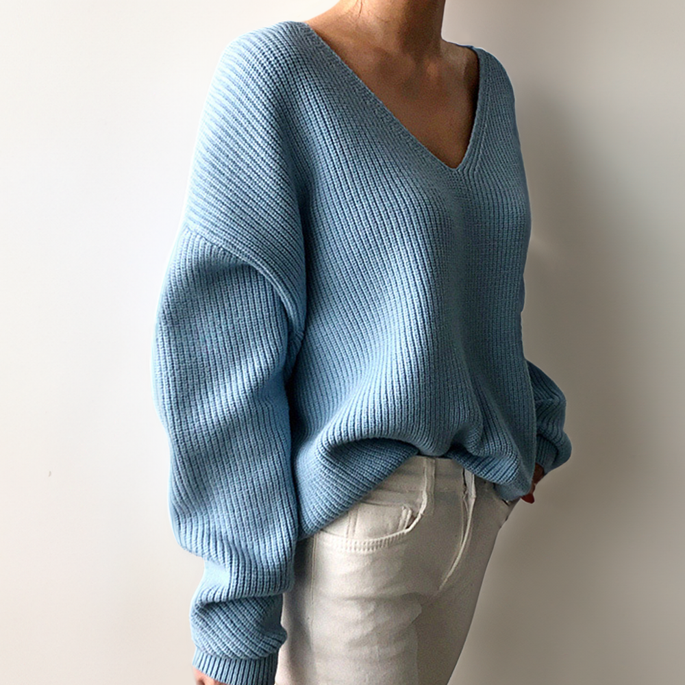 Fleur Comfortable V-neck Sweater with Soft Knitted Texture