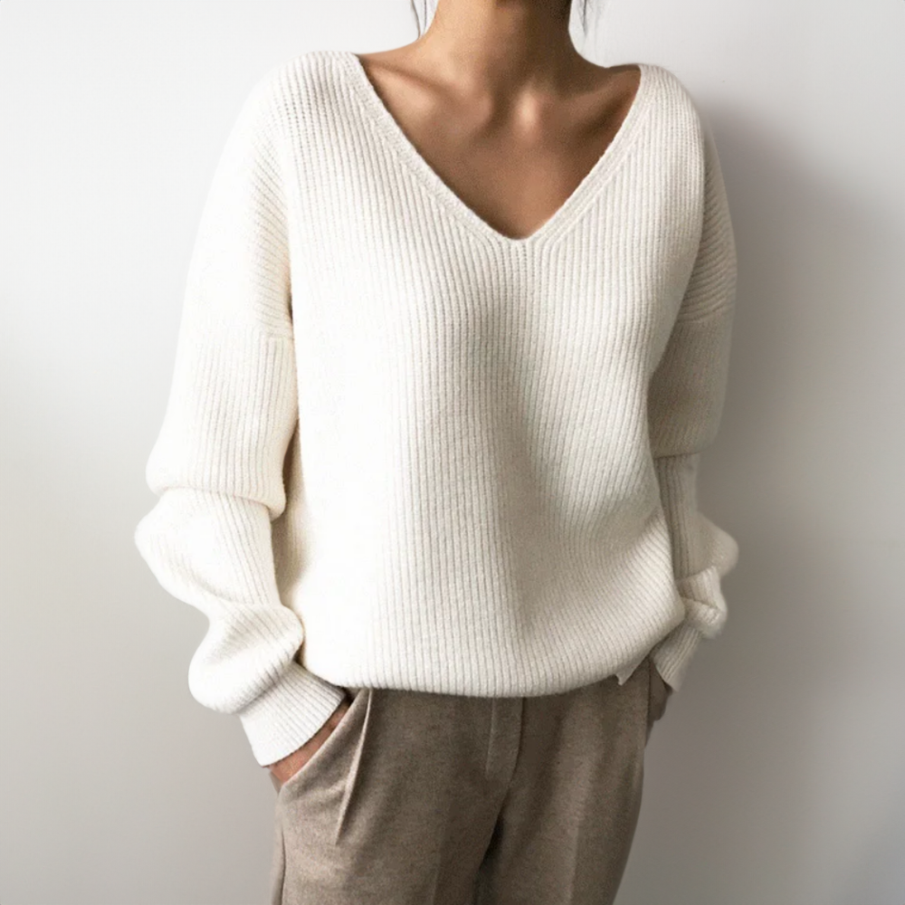 Fleur Comfortable V-neck Sweater with Soft Knitted Texture