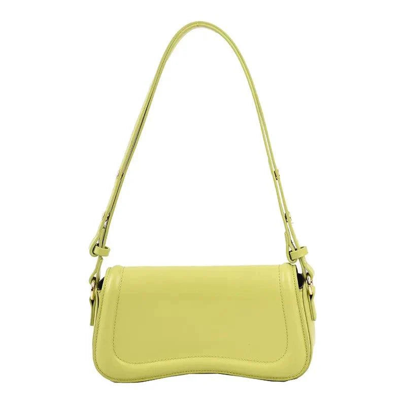 Zafira Luxe Baguette Bag - Compact and Elegant made of High-Quality Synthetic Leather