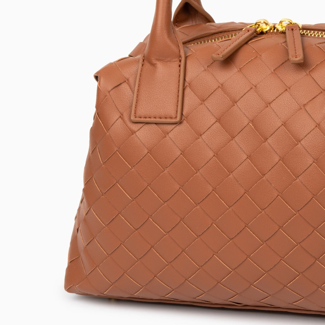 Isabelle Luxe Handbag - Elegant Woven Design