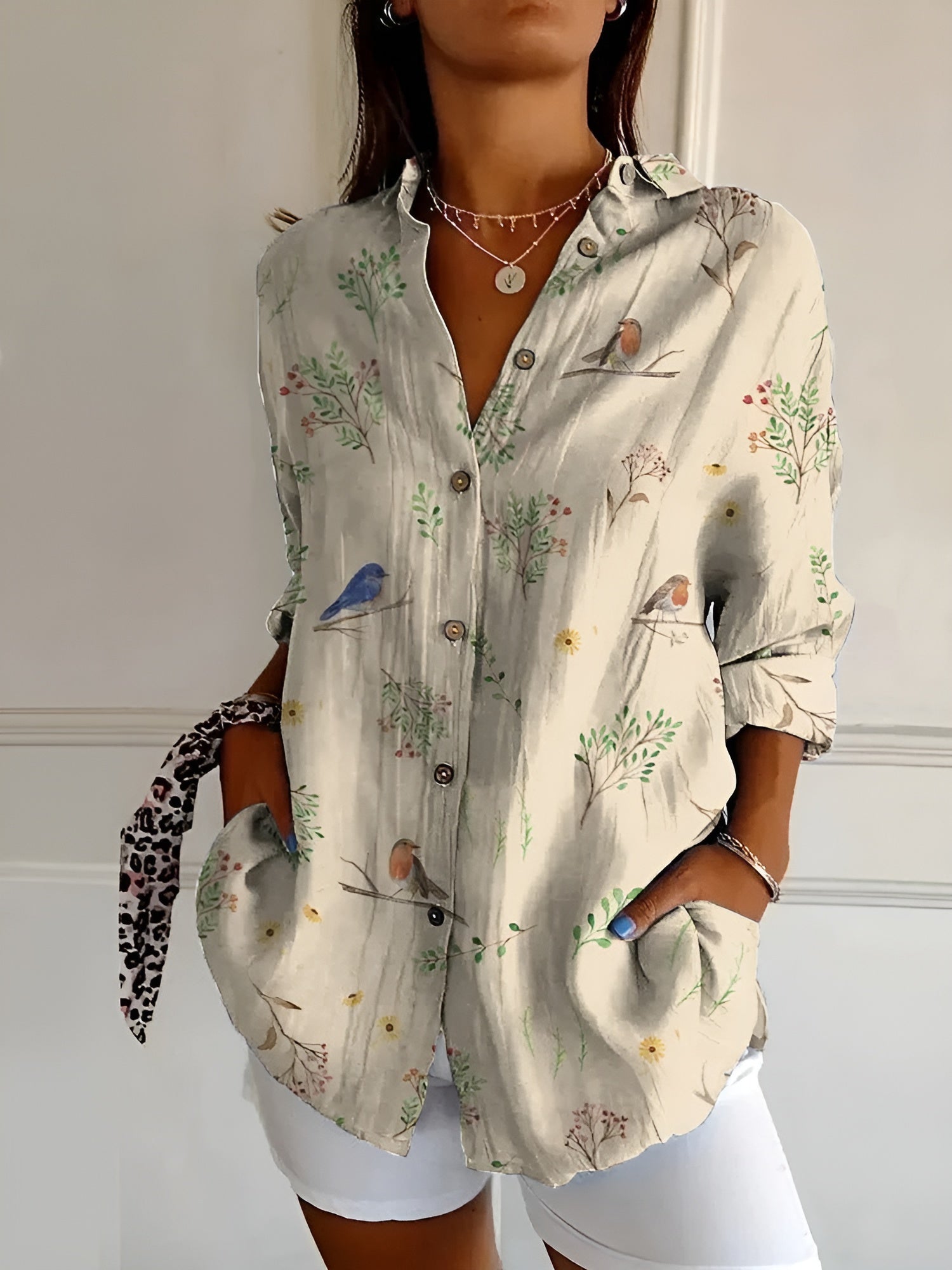 Amara Zachte Bloemenblouse – Comfortabel en Elegant voor Elke Gelegenheid