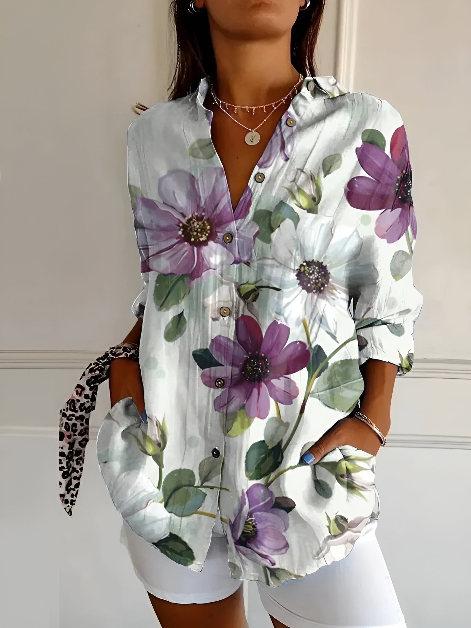 Amara Zachte Bloemenblouse – Comfortabel en Elegant voor Elke Gelegenheid