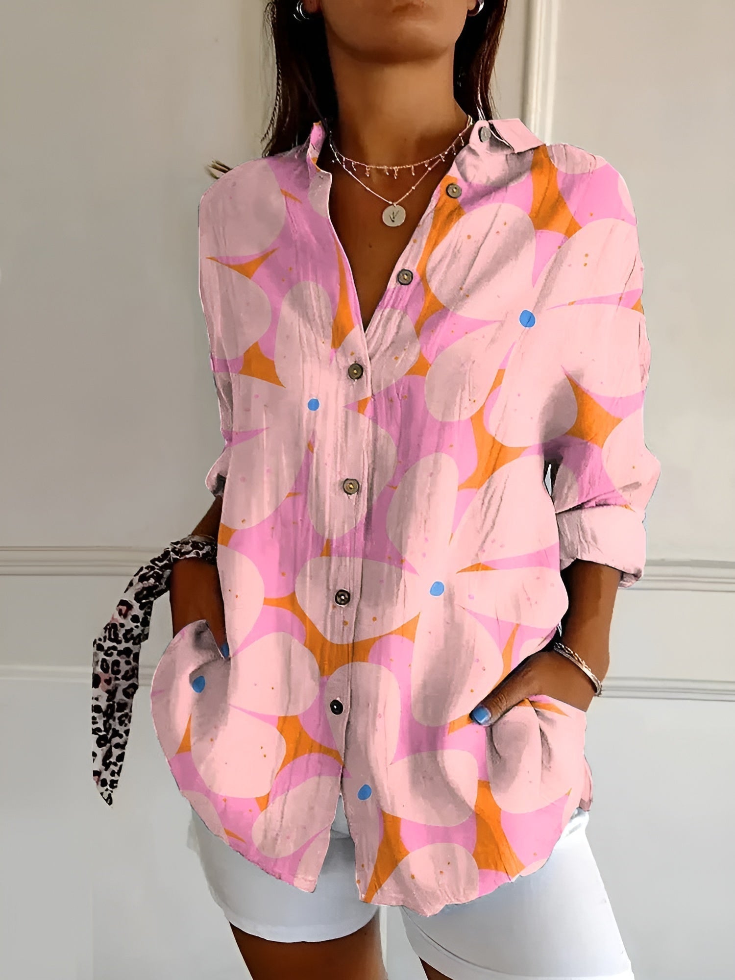 Amara Zachte Bloemenblouse – Comfortabel en Elegant voor Elke Gelegenheid